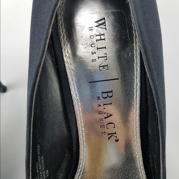 White House Black Market Navy Satin Pumps 8.5 - Picture 5 of 8